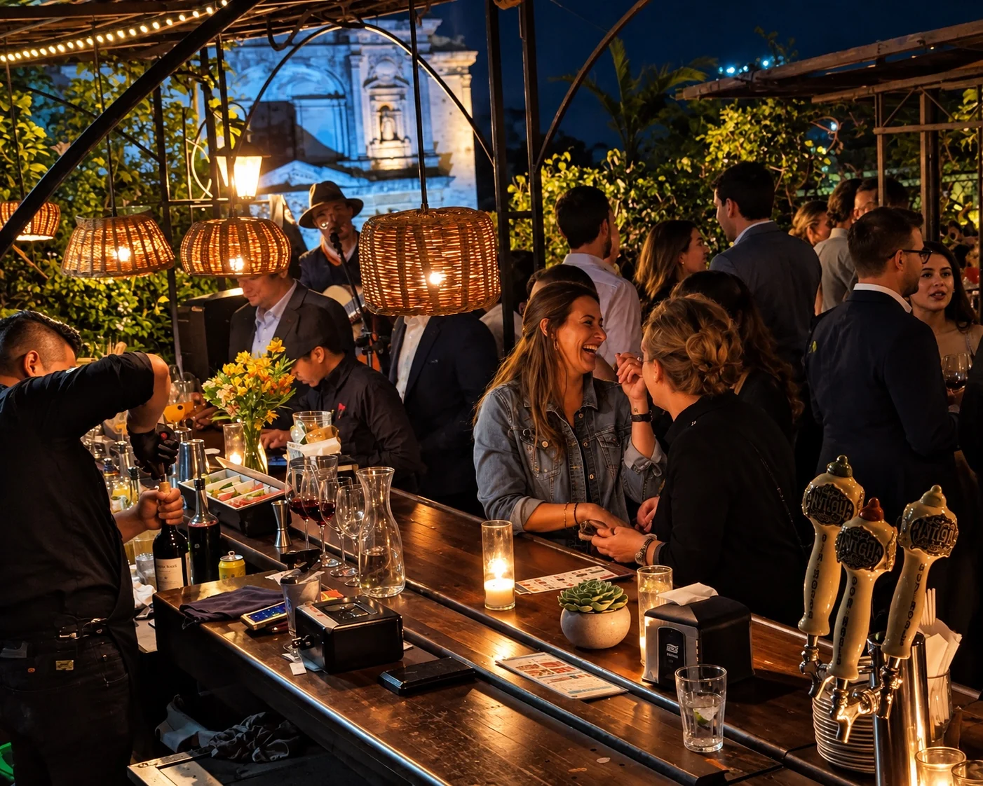 AQUA rooftop bar and live music